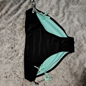 Bikini bottoms